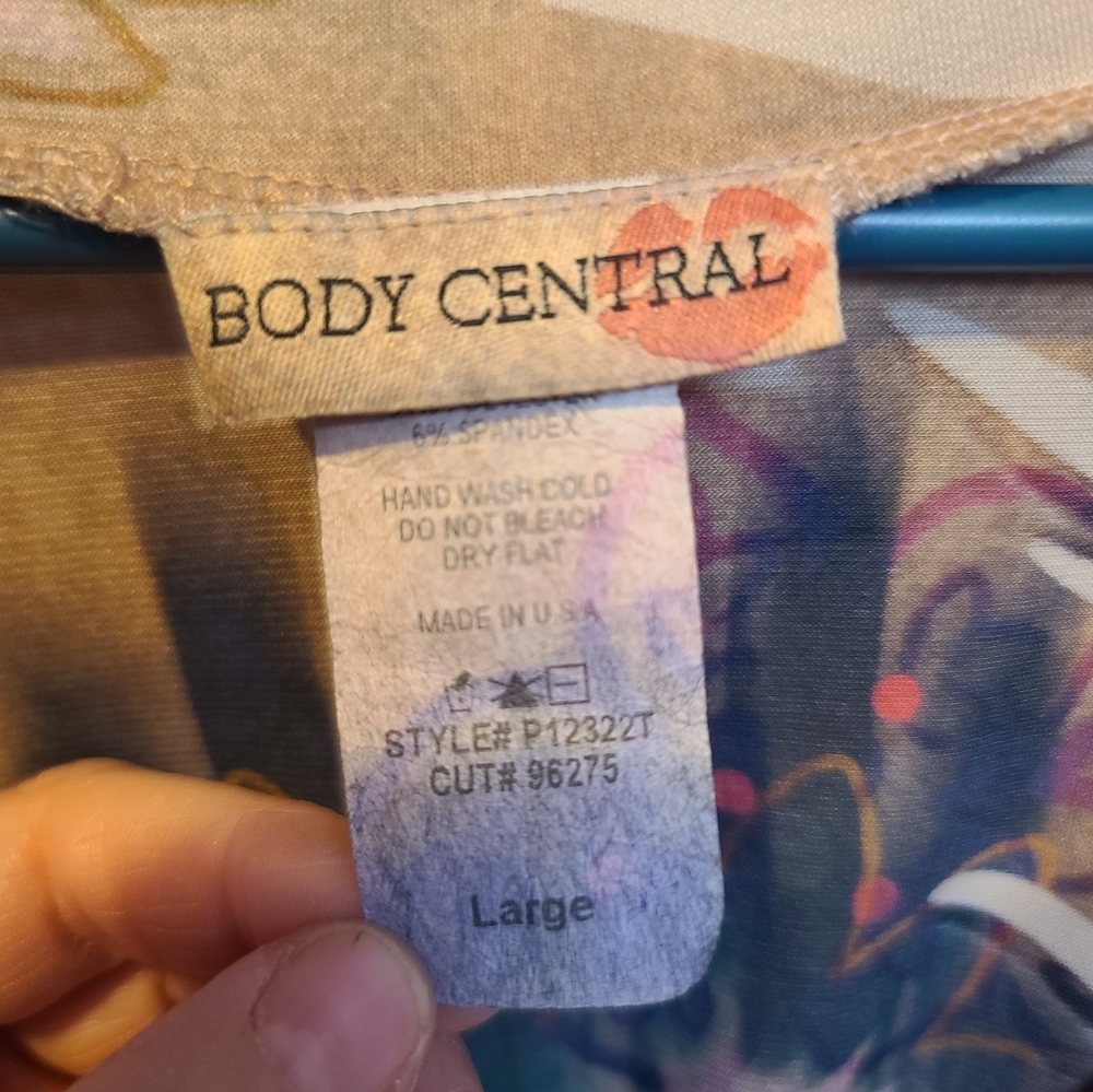 Shirt - Picture 8 of 8